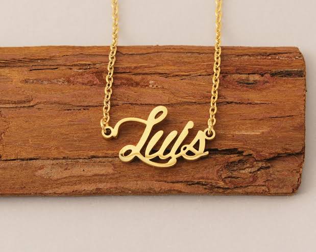 Flamingo Name Pendant – Personalized Jewelry with Your Name