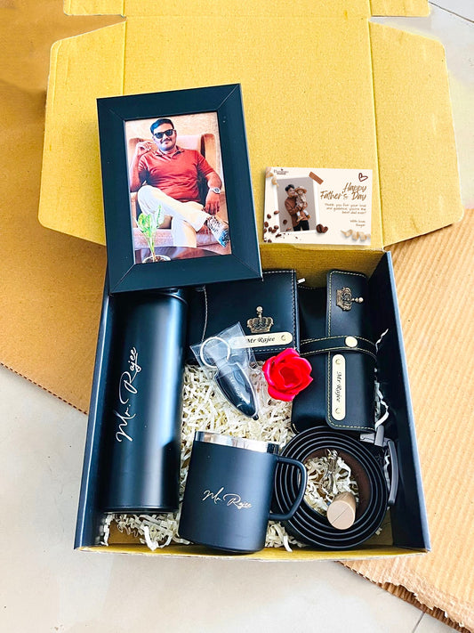 Flamingo Classic Hamper for Dad