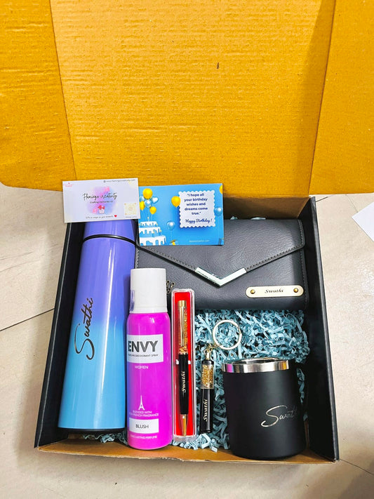 Flamingo Motherβs Day Gifts Hamper | Special Surprise for Mom