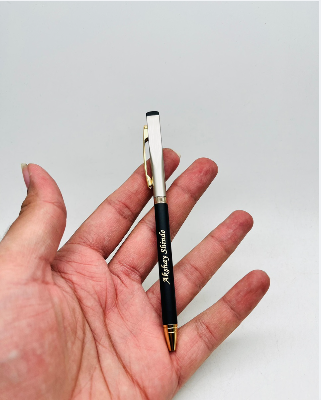 Flamingo Pen (Black diamond)