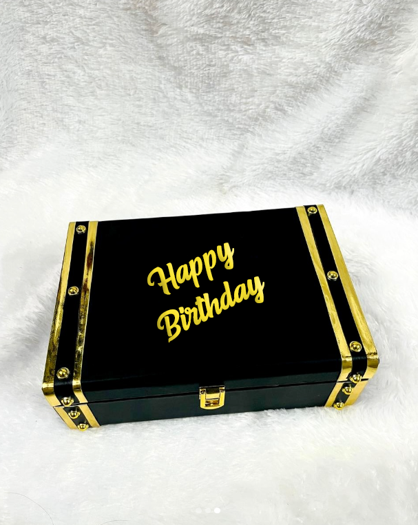 Flamingo Customized Hampers for Men
