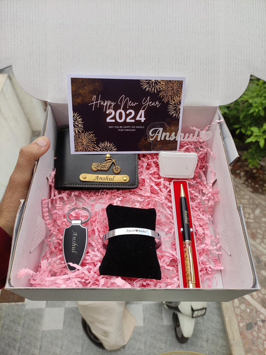 Flamingo Mens Birthday Gift Sets: Customized Wallet for Men, Personalized Keychain & More!