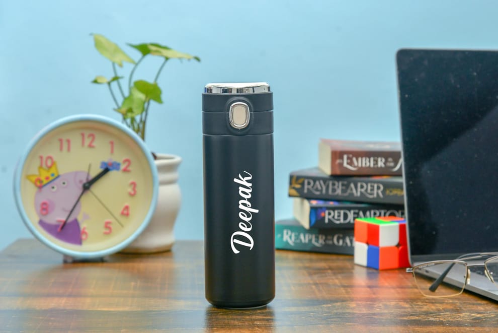 flask with temperature display