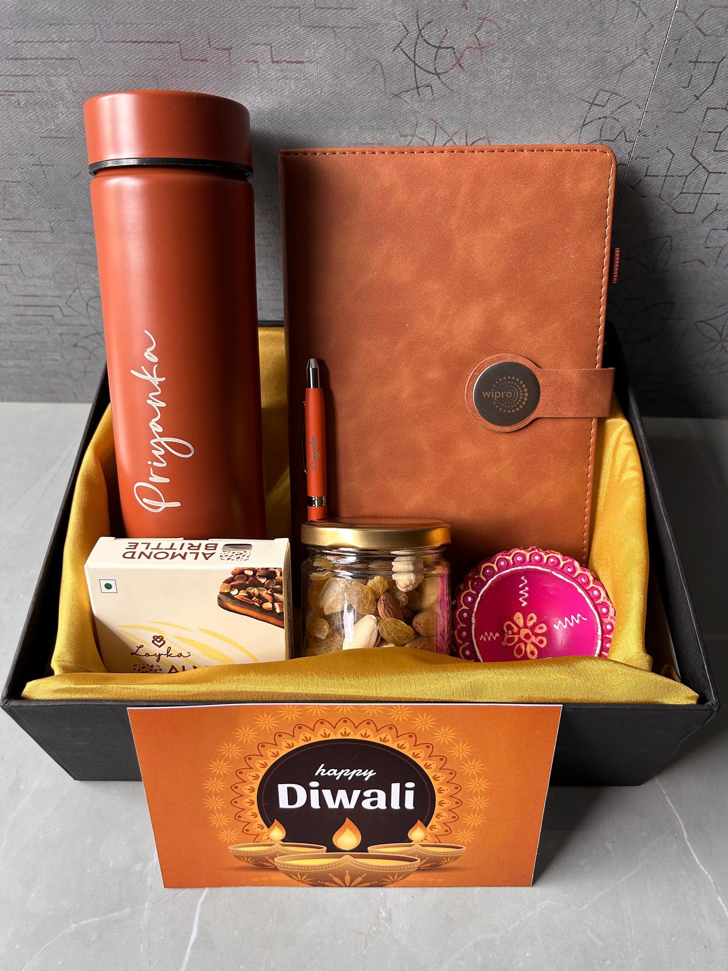 Flamingo Corporate Diwali Gift Hampers – Affordable Festive Gifts for the Corporate World