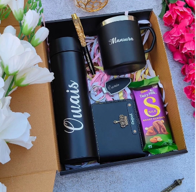 Flamingo Men Gift Hampers | Special Personalized Gift Collection