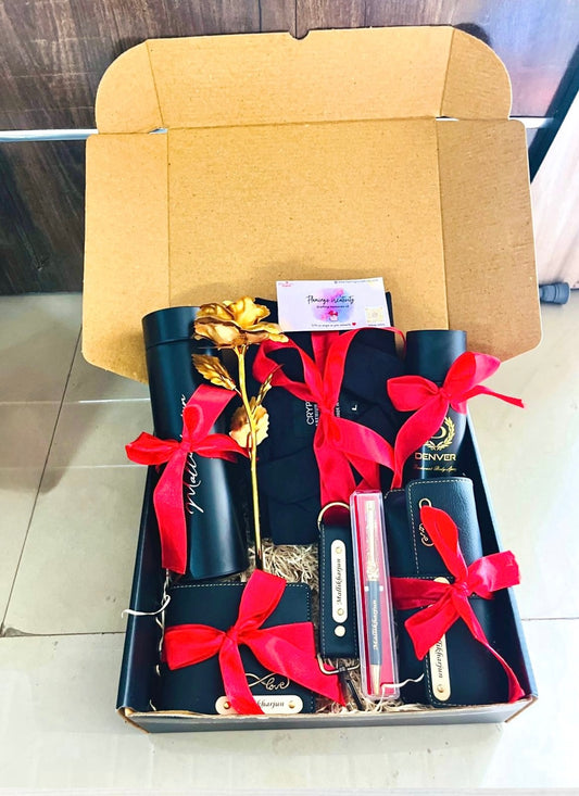 Flamingo Premium Men’s Personalized Gift Hamper