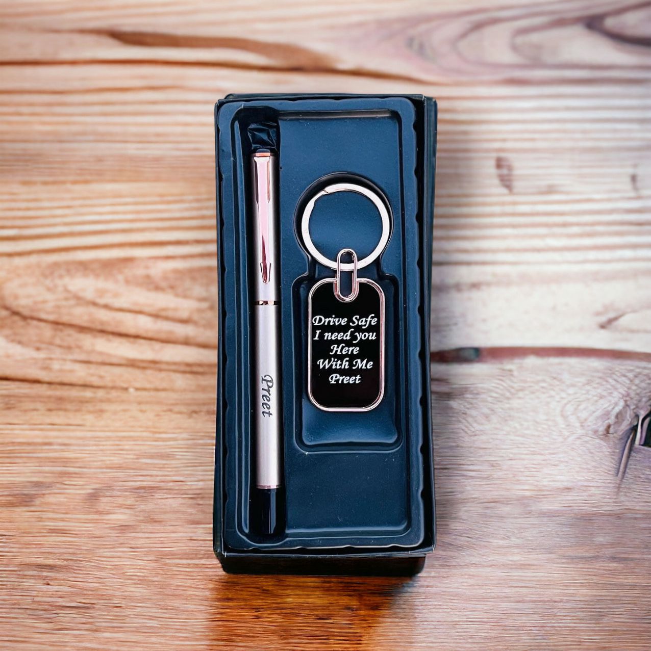 Corporate Gift: Pen & Keychain Set