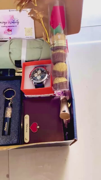 Flamingo Luxury Personalized Premium Hamper for Men
